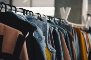 Cómo armar un stock de ropa para revender sin comprar de más