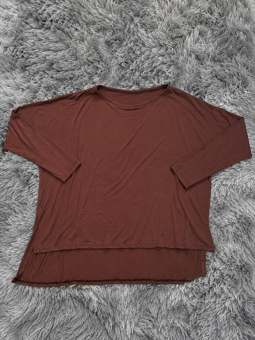 WhatsApp Image 2026-07-08 at 3.56.39 PM Remera Sol Modal Modelo Grande